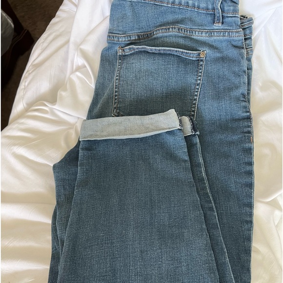 American Vintage - Picture 2 of 2